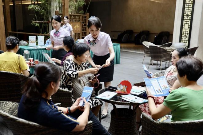 “钱袋子”他们在行动！j9九游会登录守护百姓(图9)